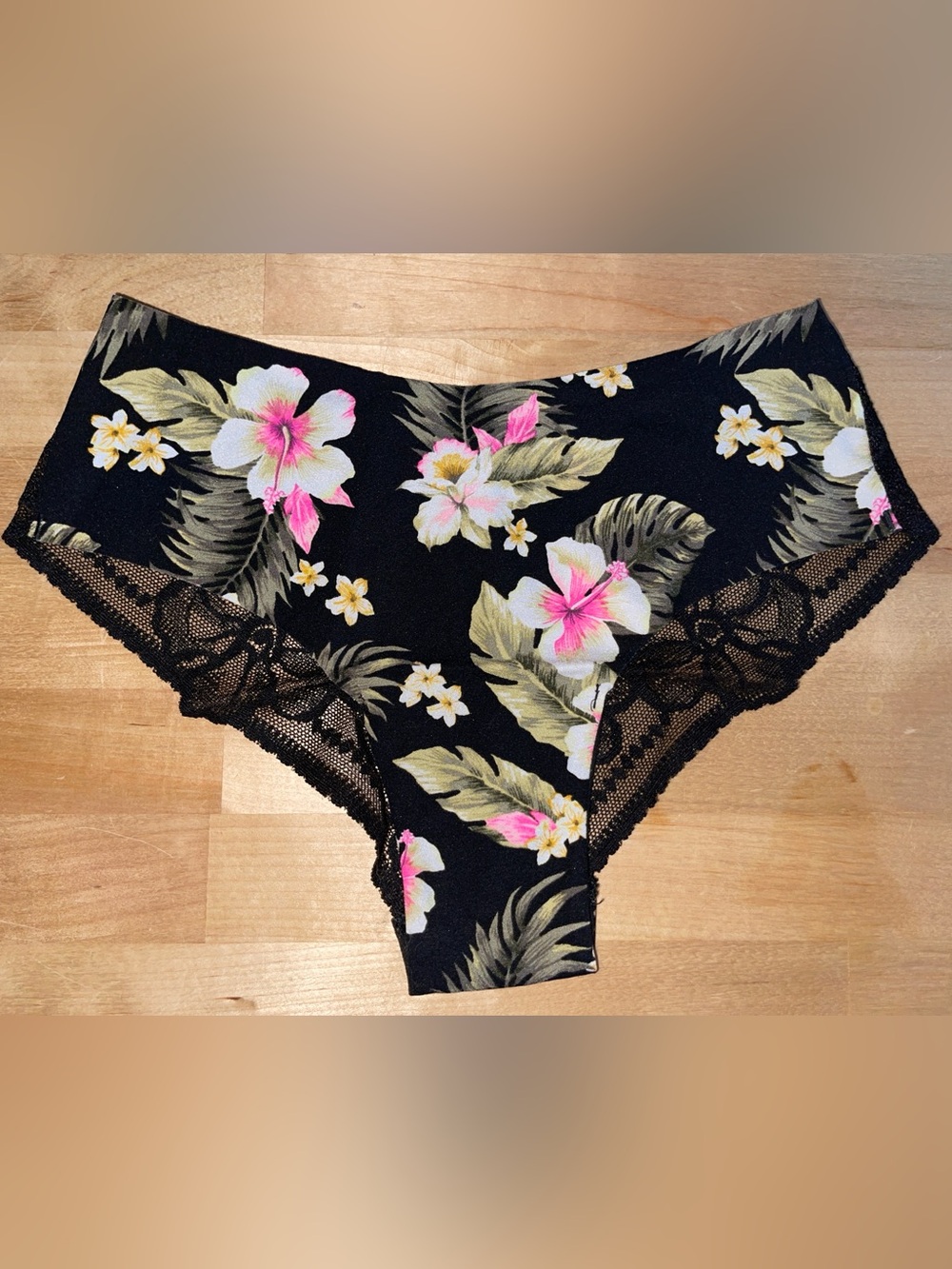 Vintage Low rise cheekster vs pink